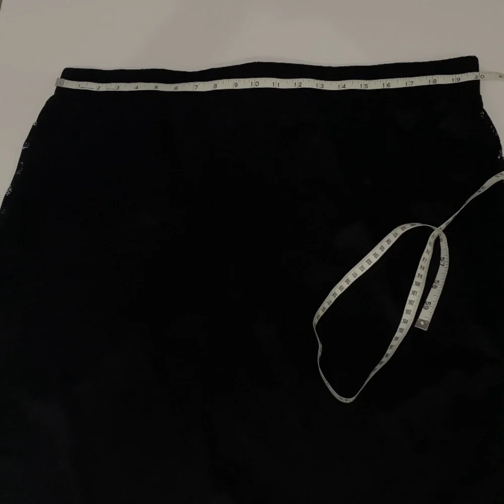 Torrid Black Lace Pencil Skirt Women's Size 18 Lined Goth Whimsygoth party